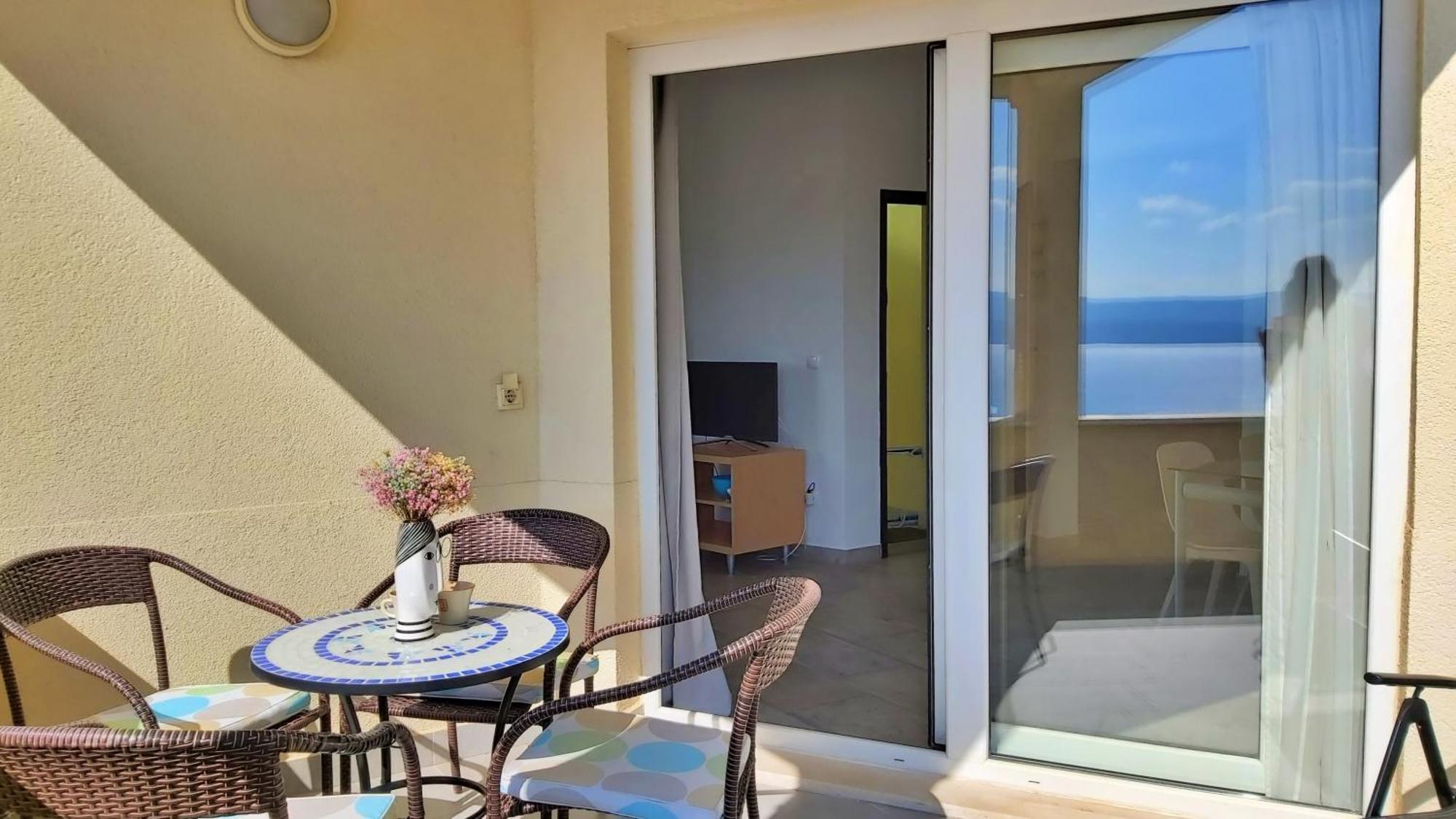 Apartments Borak Omis Phòng bức ảnh