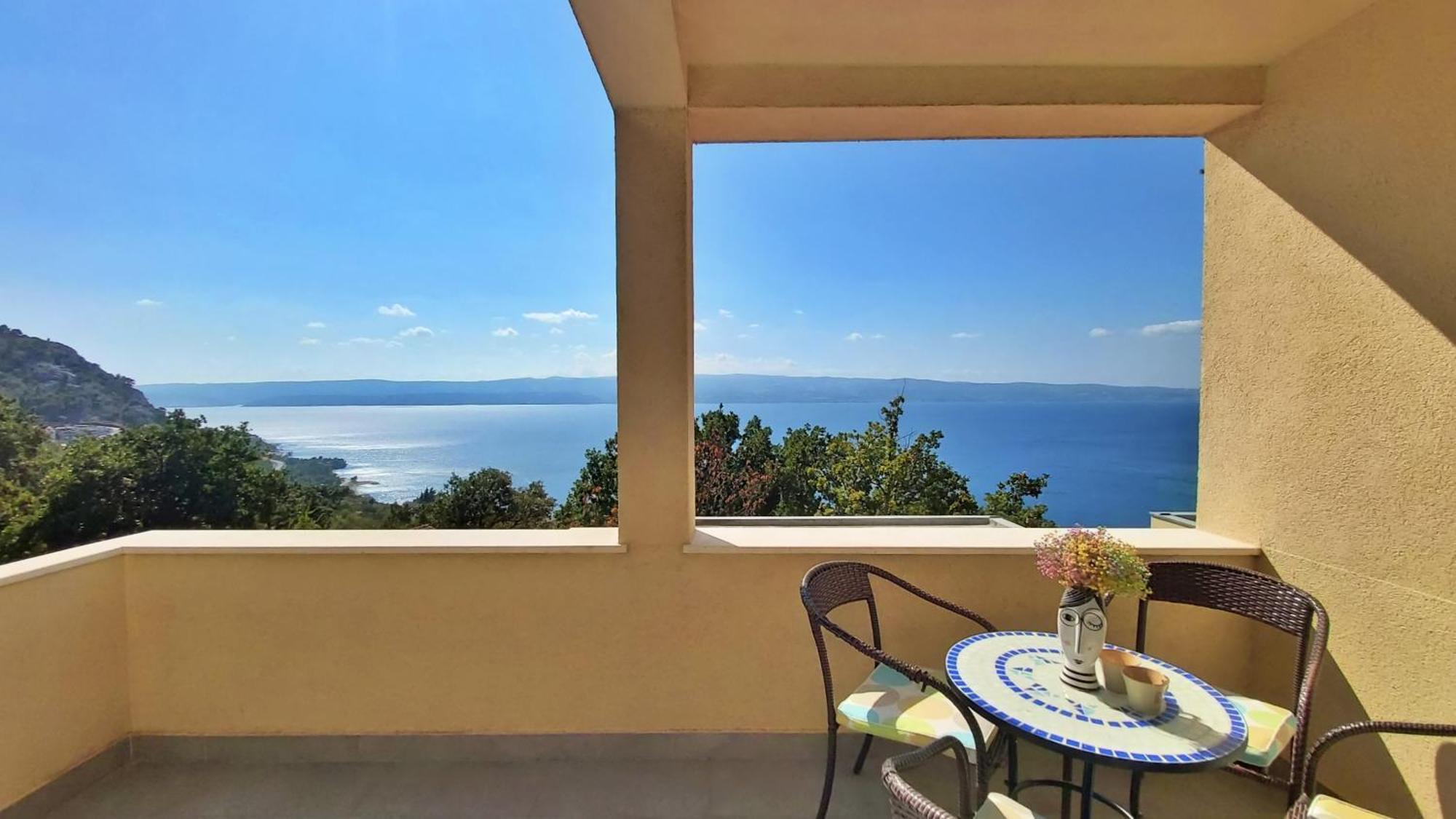 Apartments Borak Omis Phòng bức ảnh